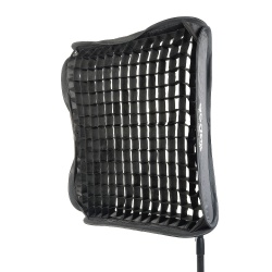 Софтбокс Godox SGUV8080 Bowens с сотами для накамерныкх вспышек