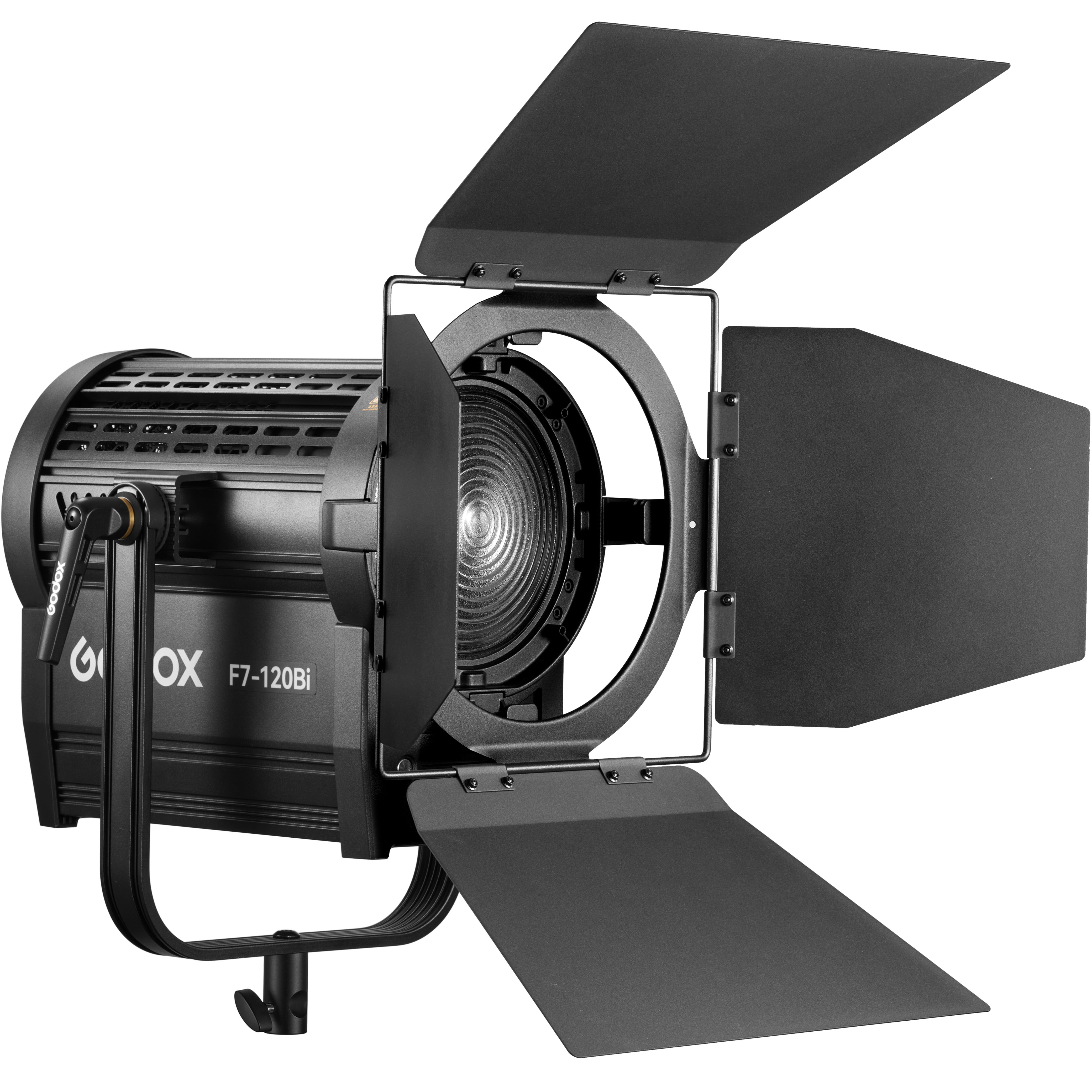 Осветитель светодиодный Godox F7-120Bi K2 с линзой Френеля