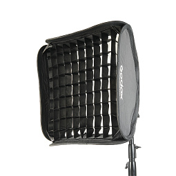 Софтбокс Godox SGUV5050 для накамерных вспышек с сотами Софтбокс Godox SGUV5050 для накамерных вспышек с сотами